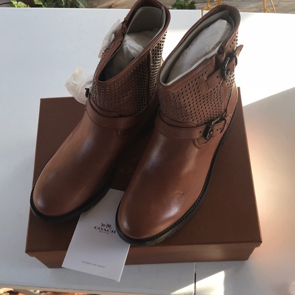 Coach gates studded calf boots SZ 9.5 - Picture 1 of 9